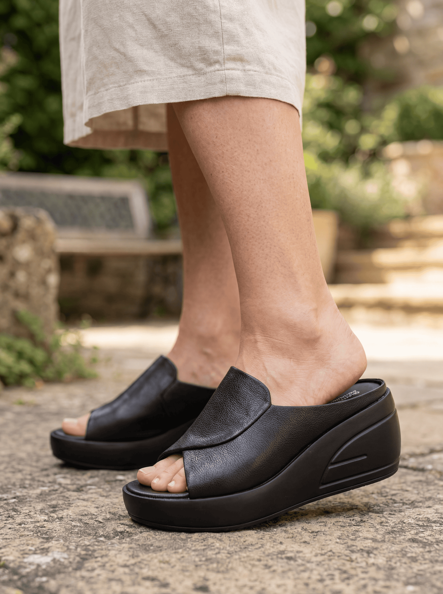 Elke | Orthopädische Keilsandalen zum Hineinschlüpfen